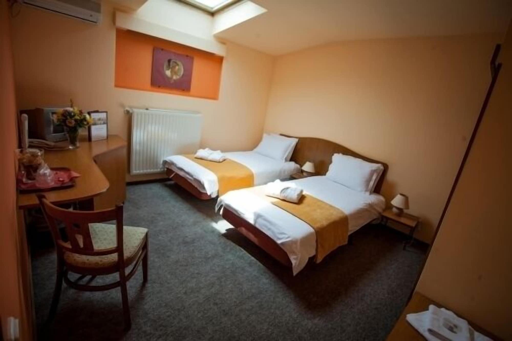 Deja Vu Guesthouse Kolozsvár Kültér fotó