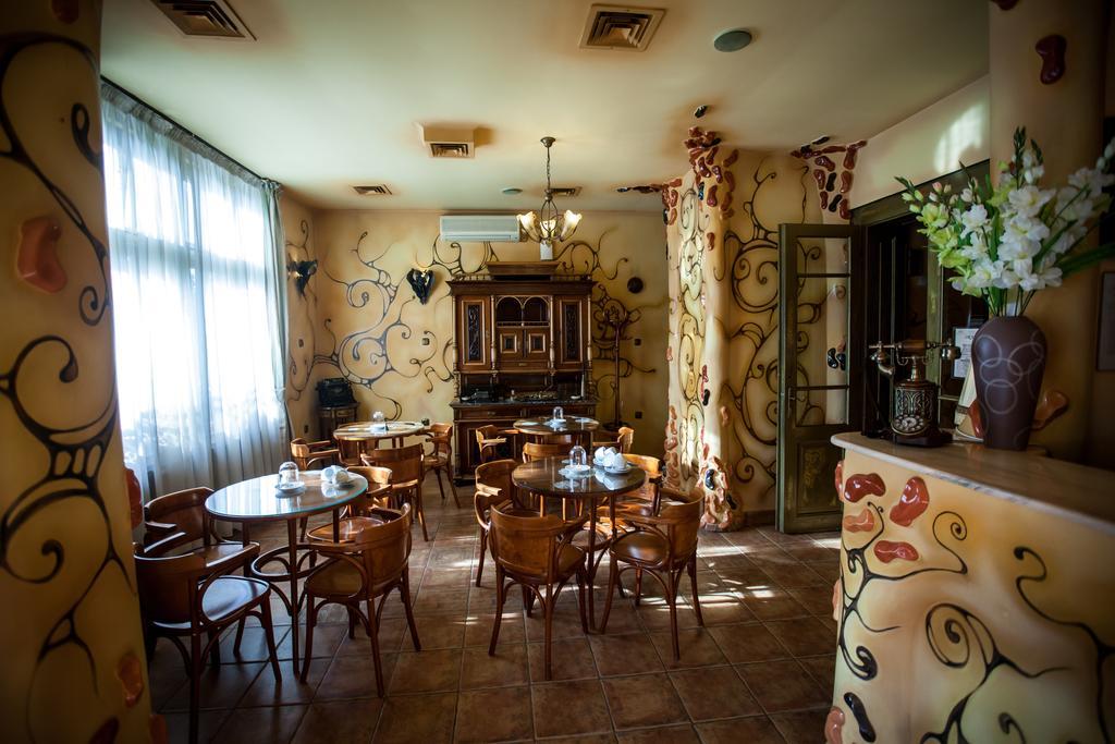 Deja Vu Guesthouse Kolozsvár Kültér fotó