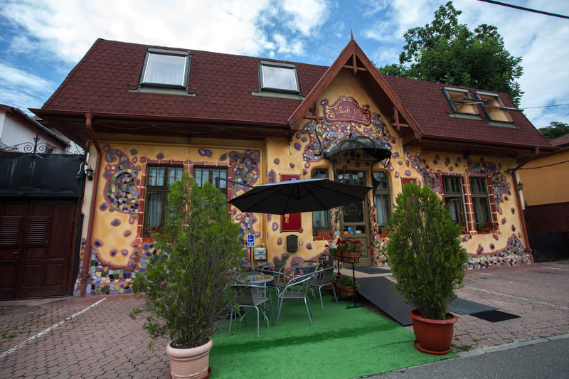 Deja Vu Guesthouse Kolozsvár Kültér fotó