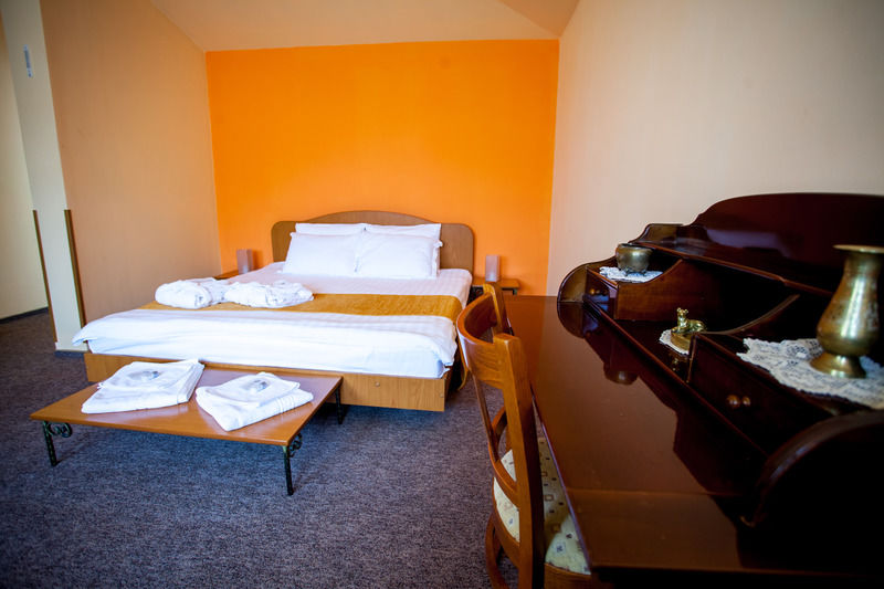 Deja Vu Guesthouse Kolozsvár Kültér fotó